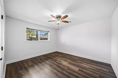 5722 N Braeswood Boulevard, Houston, TX 77096 - Photo 24