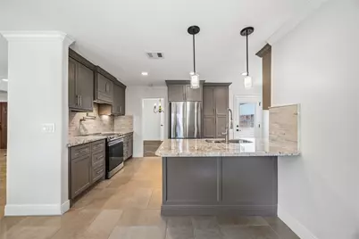 5722 N Braeswood Boulevard, Houston, TX 77096 - Photo 10