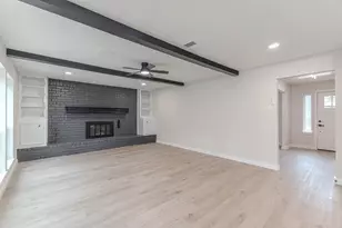 28814 Enchanted Dr, Shenandoah, TX 77381 - Photo 12