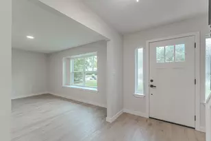 28814 Enchanted Dr, Shenandoah, TX 77381 - Photo 6