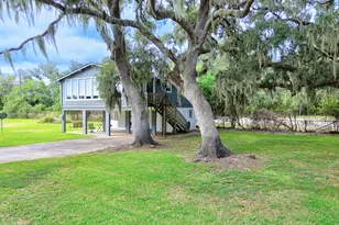 11 Plantation Dr, Damon, TX 77430 - Photo 36