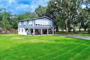 11 Plantation Dr, Damon, TX 77430 - Photo 38