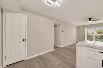 1860 White Oak Drive #311, Houston, TX 77009 - Photo 10