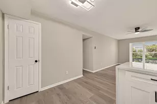 1860 White Oak Dr, Houston, TX 77009 - Photo 10