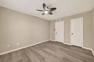 1860 White Oak Dr, Houston, TX 77009 - Photo 20