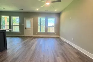 729 Ebenezer Ln, Brenham, TX 77833 - Photo 6
