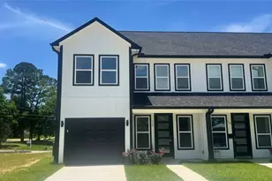 729 Ebenezer Ln, Brenham, TX 77833 - Photo 1