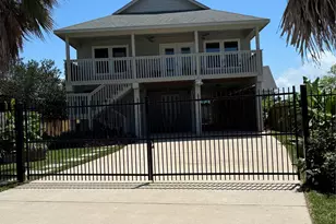 246 Debbie Ln, San Leon, TX 77539 - Photo 1