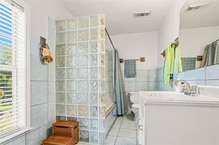 3449 N Parkwood Dr, Houston, TX 77021 - Photo 28