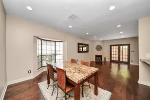 2220 Bering Dr, Houston, TX 77057 - Photo 8