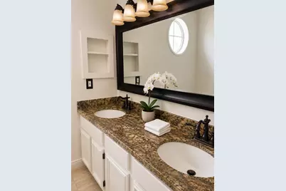 2220 Bering Drive #29, Houston, TX 77057 - Photo 4