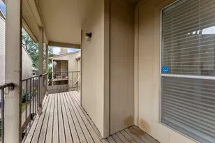 700 Thicket Ln, Houston, TX 77079 - Photo 40