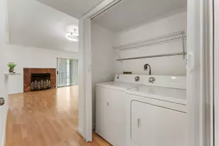 700 Thicket Ln, Houston, TX 77079 - Photo 26
