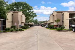 700 Thicket Ln, Houston, TX 77079 - Photo 46