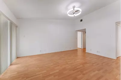 700 Thicket Lane #606, Houston, TX 77079 - Photo 18