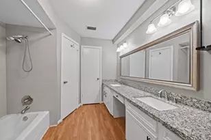 5711 Lorinowoods Dr, Houston, TX 77066 - Photo 20