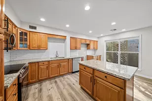 5711 Lorinowoods Dr, Houston, TX 77066 - Photo 12