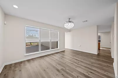 5711 Lorinowoods Drive, Houston, TX 77066 - Photo 8