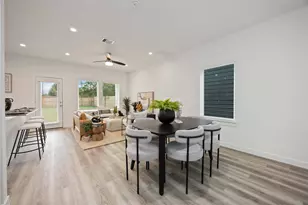 2818 Milton Ldg Ln, Houston, TX 77051 - Photo 2