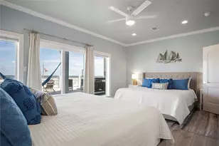 2728 Gillespie, Crystal Beach, TX 77650 - Photo 26
