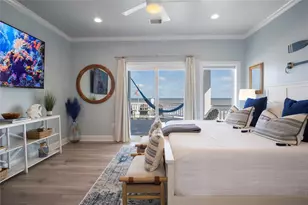 2728 Gillespie, Crystal Beach, TX 77650 - Photo 18