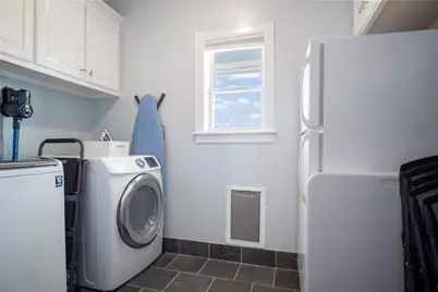 2728 Gillespie, Crystal Beach, TX 77650 - Photo 24