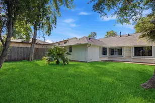12523 Honeywood Trail, Houston, TX 77077 - Photo 26
