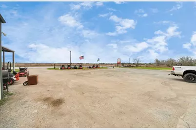 37395 Fm 1488 Road, Hempstead, TX 77445 - Photo 10