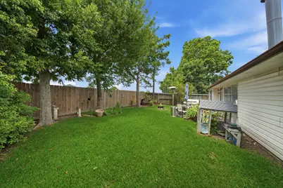 411 Forest Hills Drive, League City, TX 77573 - Photo 18