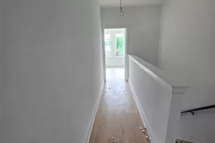 4562 Teton St, Houston, TX 77051 - Photo 8