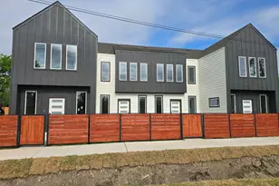 4562 Teton St, Houston, TX 77051 - Photo 2