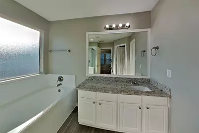 12210 Carriage Oak Circle, Humble, TX 77346 - Photo 12