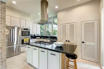 326 Tealwood Drive, Houston, TX 77024 - Photo 8
