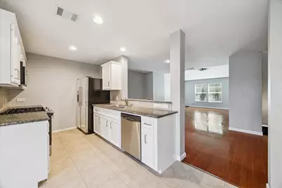 2219 Runnels Street, Houston, TX 77003 - Photo 6