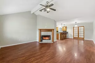 887 Co Rd 404, Dayton, TX 77535 - Photo 12