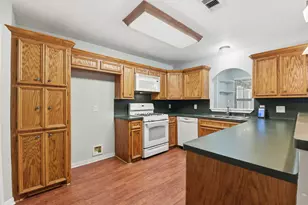 887 Co Rd 404, Dayton, TX 77535 - Photo 18