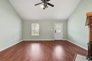 887 Co Rd 404, Dayton, TX 77535 - Photo 10