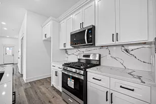 6747 Liverpool St, Houston, TX 77021 - Photo 10