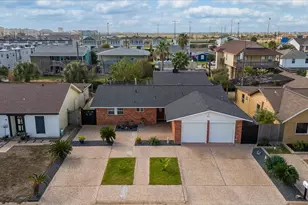 3415 80th St, Galveston, TX 77551 - Photo 4