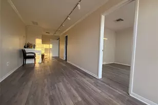 2302 45th St, Galveston, TX 77550 - Photo 10