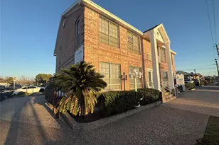 2302 45th St, Galveston, TX 77550 - Photo 18