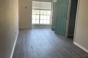 2302 45th St, Galveston, TX 77550 - Photo 8