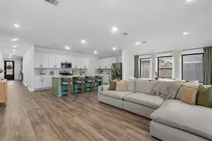 2016 Cottage Brg Rd, League City, TX 77573 - Photo 8