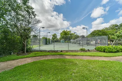 9345 Westwood Village Drive #30, Houston, TX 77036 - Photo 28