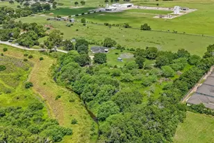 824 Betty St, El Campo, TX 77437 - Photo 20