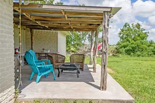 824 Betty St, El Campo, TX 77437 - Photo 24