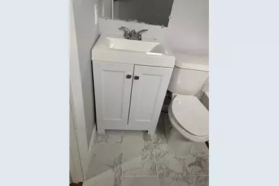 211 E Sterling Street #4, Baytown, TX 77520 - Photo 6