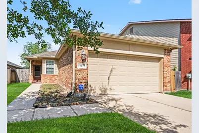 10019 Meadow Mill Forest Lane, Houston, TX 77044 - Photo 2