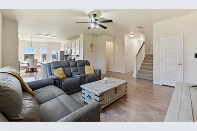 410 Walnut Branch Drive, Baytown, TX 77523 - Photo 6