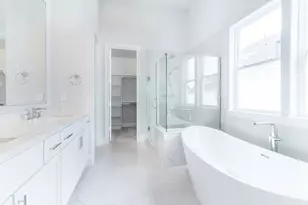 819 Bringhurst St, Houston, TX 77020 - Photo 10